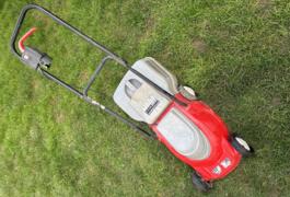 Location outil Tondeuse Électrique près de Chassemy