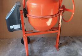 Location outil Bétonnière Électrique près de Eauze