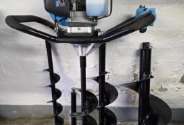 Location outil Tarière  près de Saint-Amour