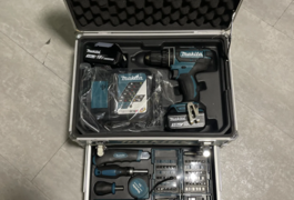 Location outil Visseuse perceuse Makita près de Épernon