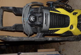 Location outil Nettoyeur haute pression Électrique Karcher près de Quéven