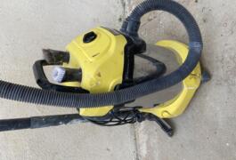 Location outil Aspirateur eau poussière Électrique Karcher près de Marseille