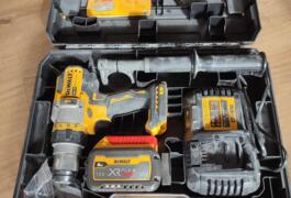 Location outil Perceuse Sans-fil Dewalt près de Orléans