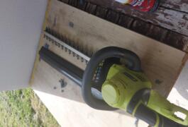 Location outil Taille haie Électrique Ryobi près de Sassenage