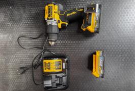 Location outil Perceuse Sans-fil Dewalt près de Montrabé