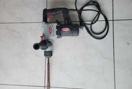 Location outil Burineur perforateur Électrique près de Villetaneuse