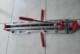 Location outil Coupe carreaux Manuel près de Villetaneuse