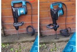 Location outil Burineur perforateur Électrique Makita près de Lille