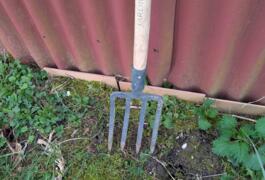 Location outil Pelle près de Éragny-sur-Epte