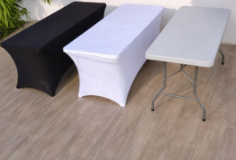 Location outil Table près de Sainte-Cécile-les-Vignes