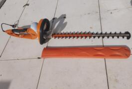 Location outil Taille haie Électrique Stihl près de Nort-sur-Erdre