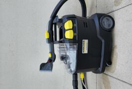 Location outil Shampouineuse Karcher près de Bussy-Saint-Georges