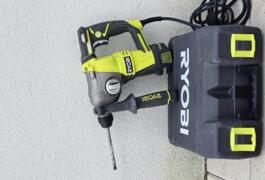 Location outil Burineur perforateur Électrique Ryobi près de Bussy-Saint-Georges