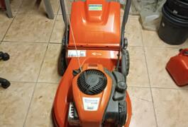 Location outil Tondeuse Thermique Husqvarna près de Mérignac