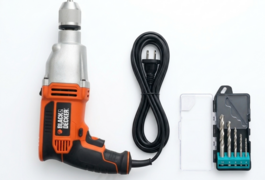 Location outil Perceuse Électrique Black et decker près de Marlieux
