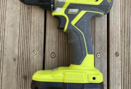 Location outil Perceuse Sans-fil Ryobi près de Corbelin