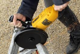 Location outil Meuleuse Électrique Dewalt près de Bourg-en-Bresse