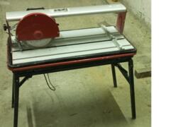 Location outil Coupe carrelage électrique près de Aubervilliers