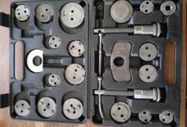 Location outil Repousse piston près de Canohès