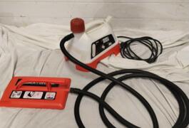 Location outil Décolleuse à papier peint Électrique Black et decker près de Beuzevillette