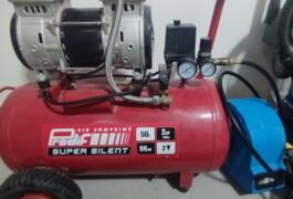 Location outil Compresseur Électrique près de Lespinasse