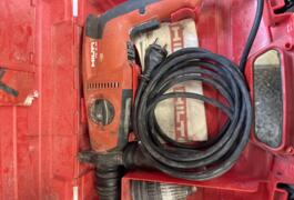 Location outil Burineur perforateur Électrique Hilti près de Moulis-en-Médoc