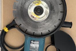 Location outil Meuleuse Électrique Makita près de Carbonne