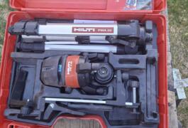 Location outil Niveau laser Hilti près de Saint-Pierre-en-Faucigny