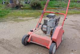 Location outil Scarificateur près de Brandivy
