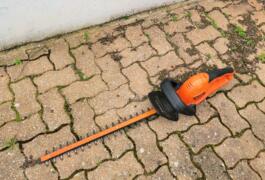 Location outil Taille haie Électrique Black et decker près de Achicourt