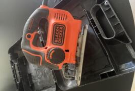 Location outil Scie sauteuse Filaire Black et decker près de Vannes