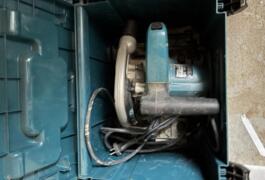 Location outil Scie plongeante Électrique Makita près de La Roche-Jaudy