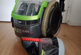 Location outil Aspirateur eau poussière Électrique Bissell près de Paris