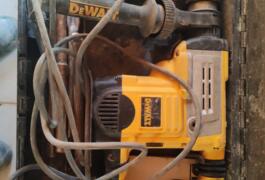 Location outil Burineur perforateur Électrique Dewalt près de Wizernes
