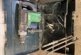 Location outil Burineur perforateur Électrique Hikoki près de Évry-Courcouronnes