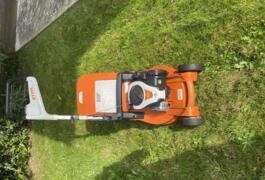 Location outil Tondeuse Thermique Stihl près de Bayonne