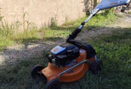Location outil Tondeuse Thermique Stihl près de Néoules