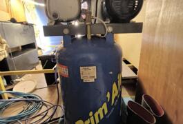 Location outil A louer compresseur 110l 3cv gex près de La Chambre