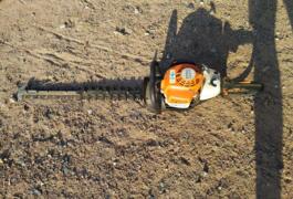 Location outil Taille haies Stihl près de Saint-Étienne-des-Oullières