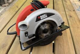 Location outil Scie circulaire Électrique Black et decker près de Manosque