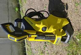 Location outil Nettoyeur haute pression Électrique Karcher près de Frépillon