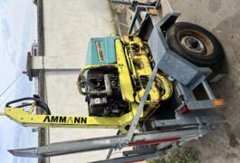 Location outil Rouleau compacteur près de Champlan