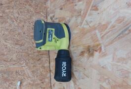 Location outil Ponceuse Batterie Ryobi près de Montagnat