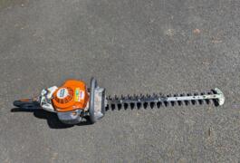 Location outil Taille haie Thermique Stihl près de La Chaize-le-Vicomte