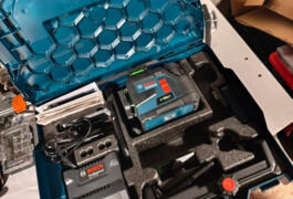 Location outil Télémètre laser Bosch près de Saveuse