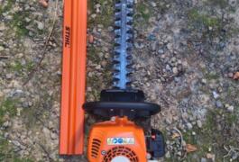 Location outil Taille haie Thermique Stihl près de Plouvorn