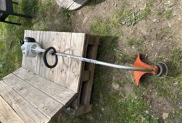 Location outil Cisaille à haie Thermique Stihl près de Prunelli-di-Fiumorbo