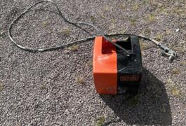 Location outil Compresseur Électrique Black et decker près de Moustoir-Ac
