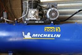 Location outil Compresseur Électrique Michelin près de Torcy-et-Pouligny