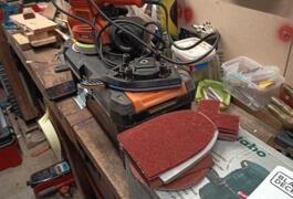 Location outil Ponceuse Électrique Black et decker près de Égletons